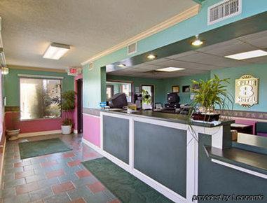 Мотель Super 8 By Wyndham Brunswick South I-95 Интерьер фото